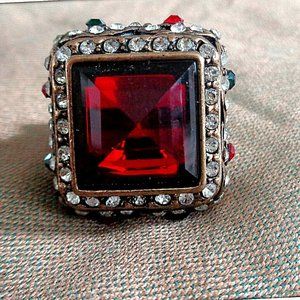 ART DECOR VICTORIAN RUBY RED RING HAND CRAFTED ANTIQUE GOLD F LADY'S SIZE 9